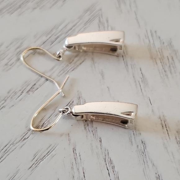 Silver Earrings With Mother of Pearl Stamped 925 - Picture 6 of 6